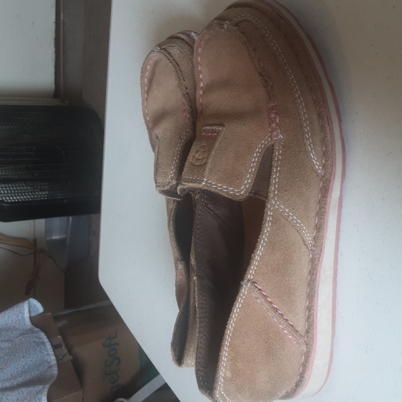 Ariat Shoes - Ariat Women's Leather Flat Loafer/Moccasin Sz 6.5 B